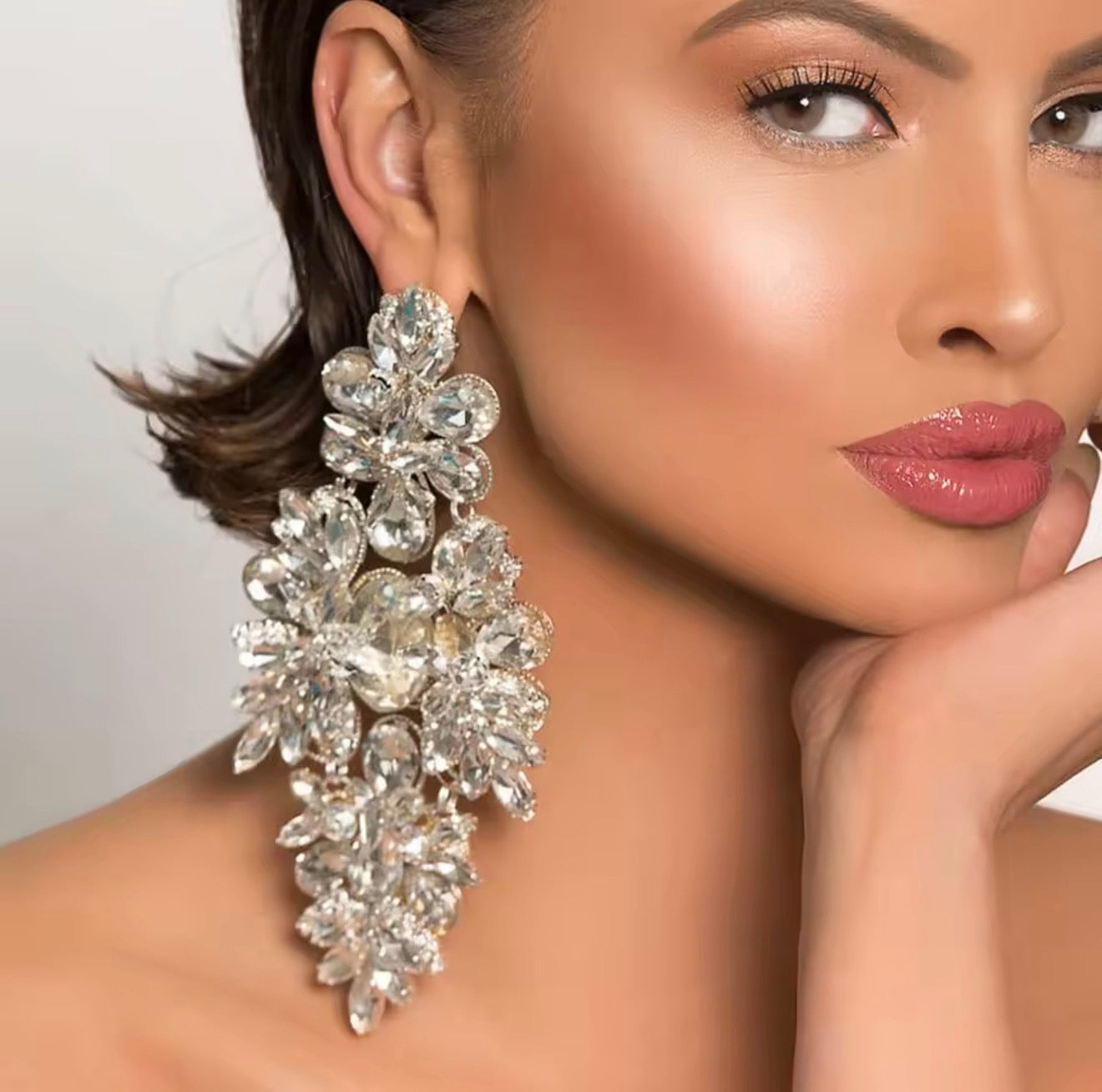 Oversize Rhinestone Earring